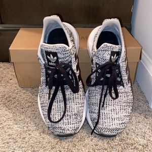 Adidas Swift Run Sneakers